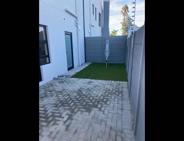 3 BEDROOM TOWNHOUSE FOR SALE IN SILVER OAKS